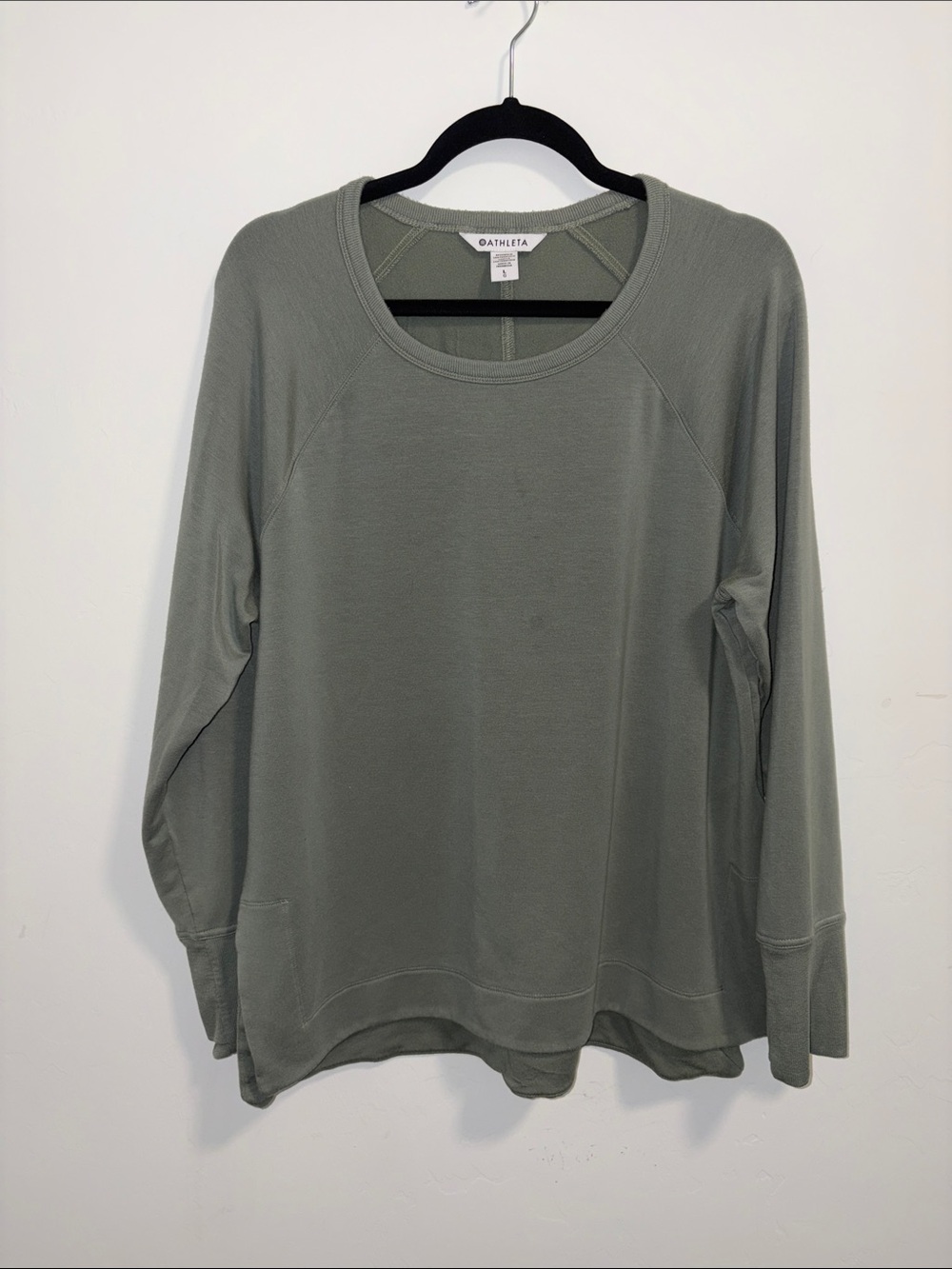 Athleta Coaster Lux Recover Crew Neck Pullover Women’s Large in Cacti color